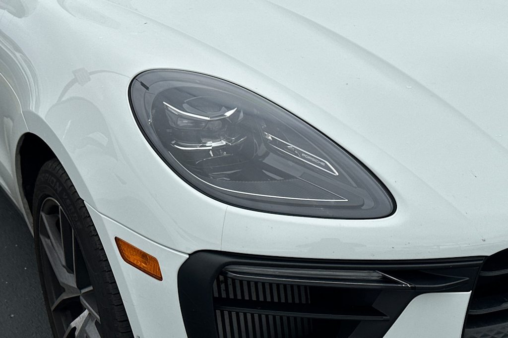 2023 Porsche Macan S 9