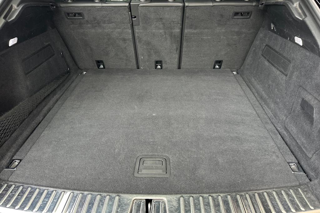 Thumbnail: 2020 Porsche Cayenne - 17