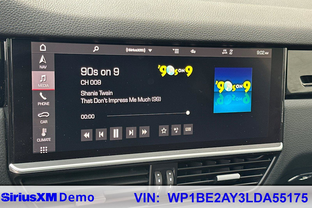 Thumbnail: 2020 Porsche Cayenne - 32