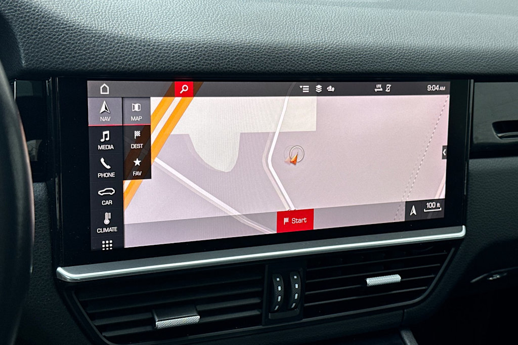 Thumbnail: 2020 Porsche Cayenne - 26