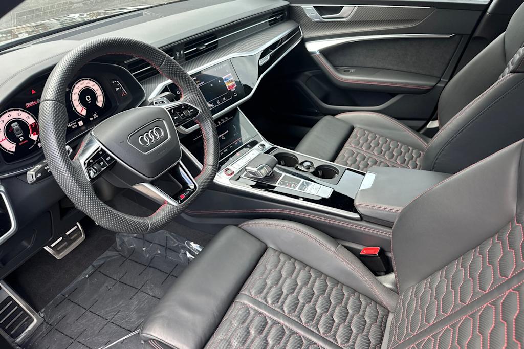Thumbnail: 2024 Audi RS 7 - 9