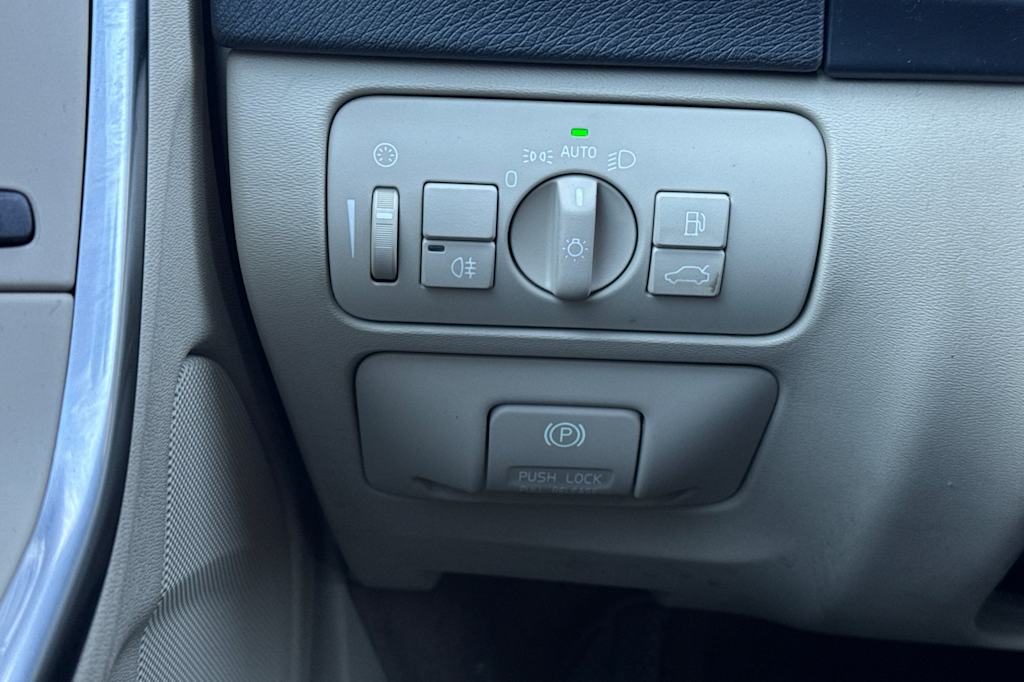 Thumbnail: 2013 Volvo S60 - 28