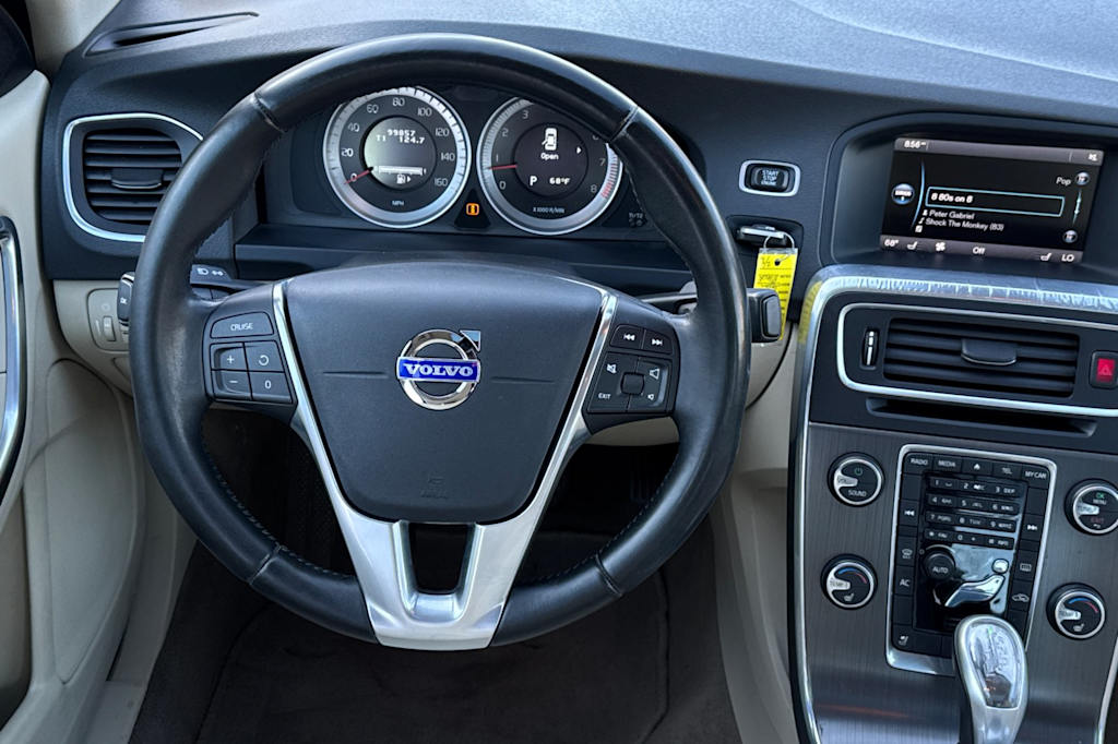 Thumbnail: 2013 Volvo S60 - 10