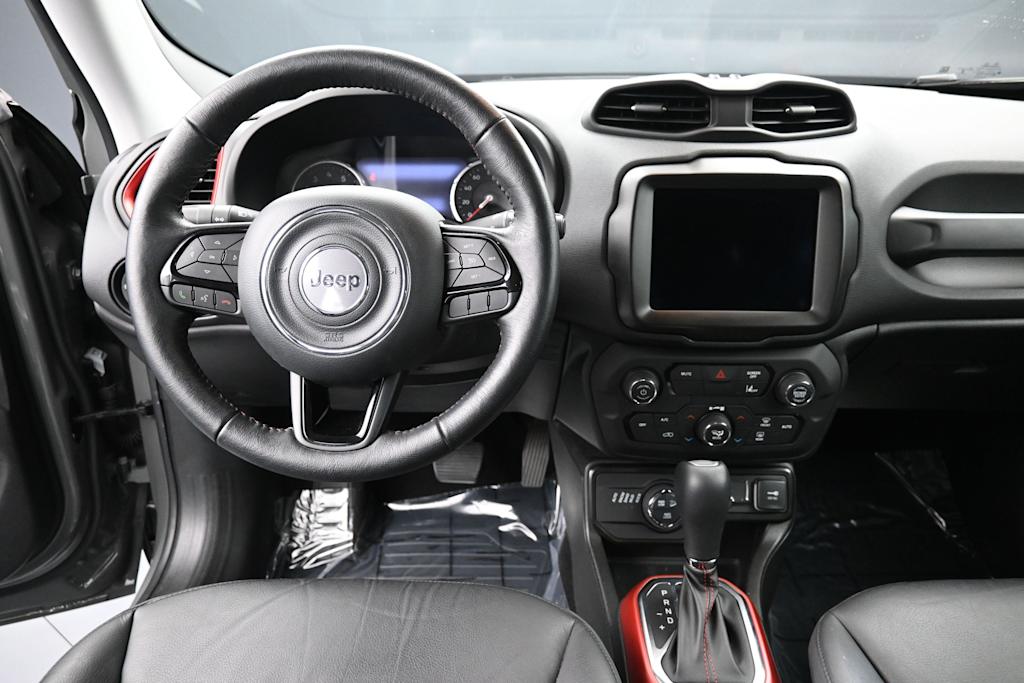 Thumbnail: 2022 Jeep Renegade - 2