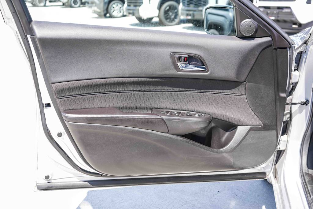 Thumbnail: 2013 Acura ILX - 25