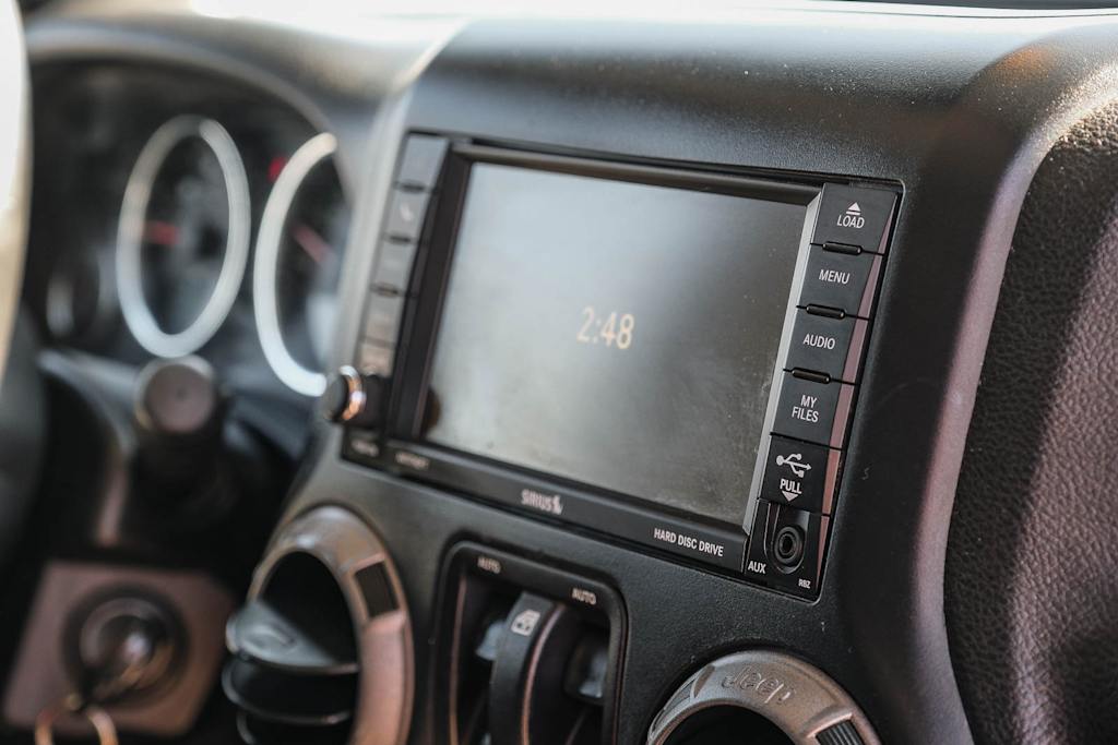 Thumbnail: 2016 Jeep Wrangler - 13