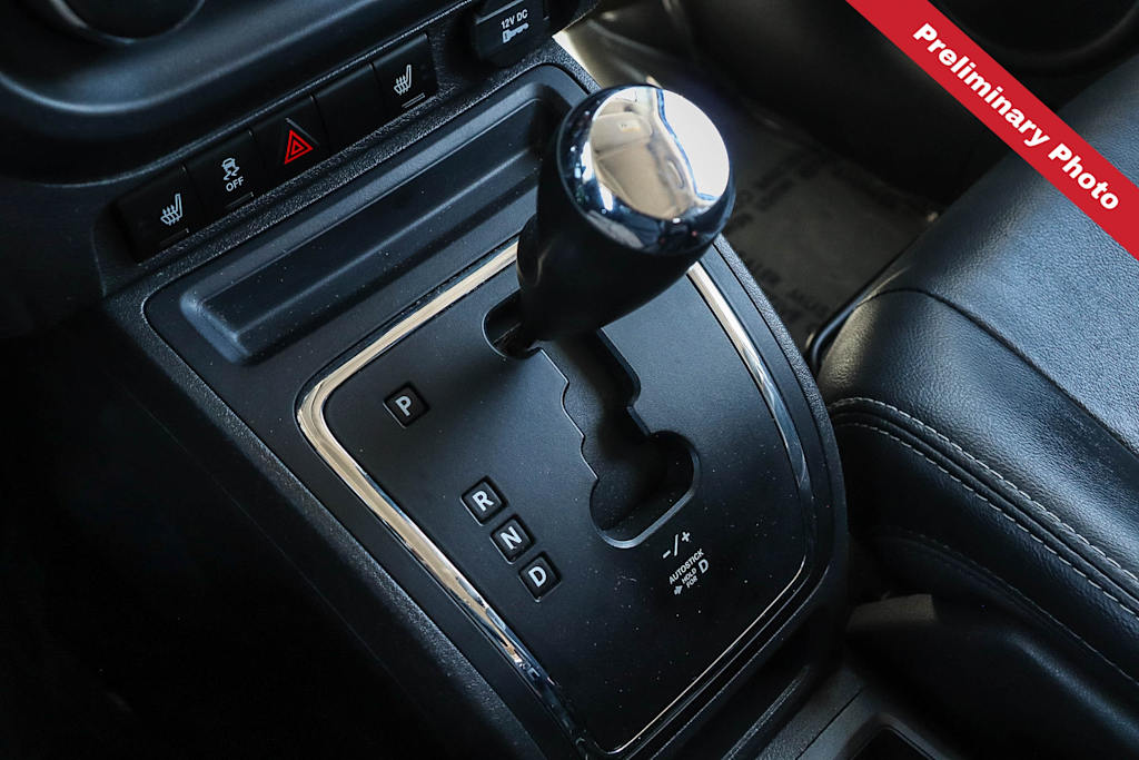 Thumbnail: 2016 Jeep Patriot - 10