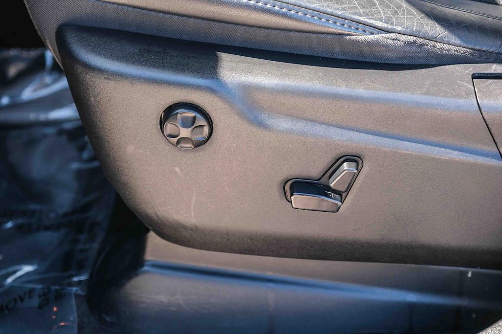 Thumbnail: 2015 Jeep Grand Cherokee - 27