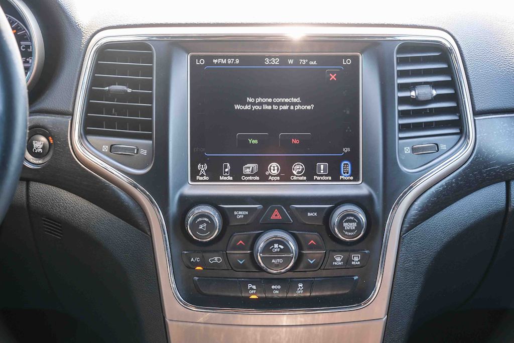 Thumbnail: 2015 Jeep Grand Cherokee - 12