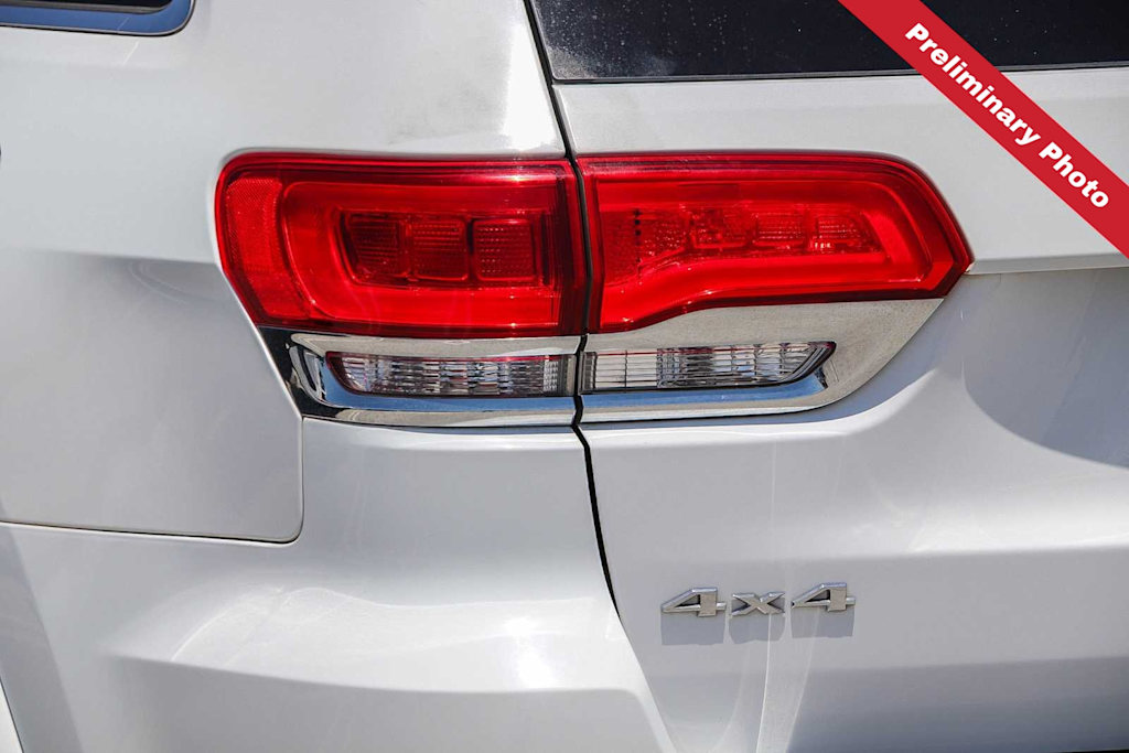 Thumbnail: 2019 Jeep Grand Cherokee - 16