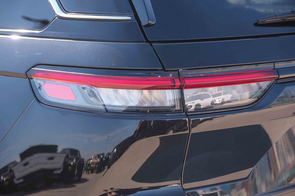 Thumbnail: 2024 Jeep Grand Cherokee - 15