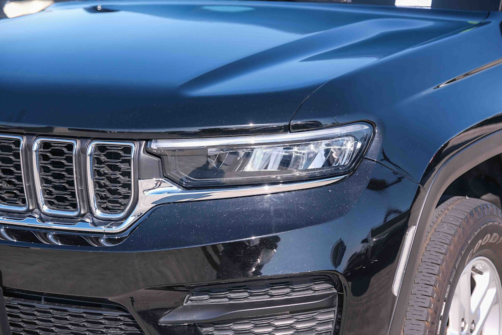 Thumbnail: 2024 Jeep Grand Cherokee - 19