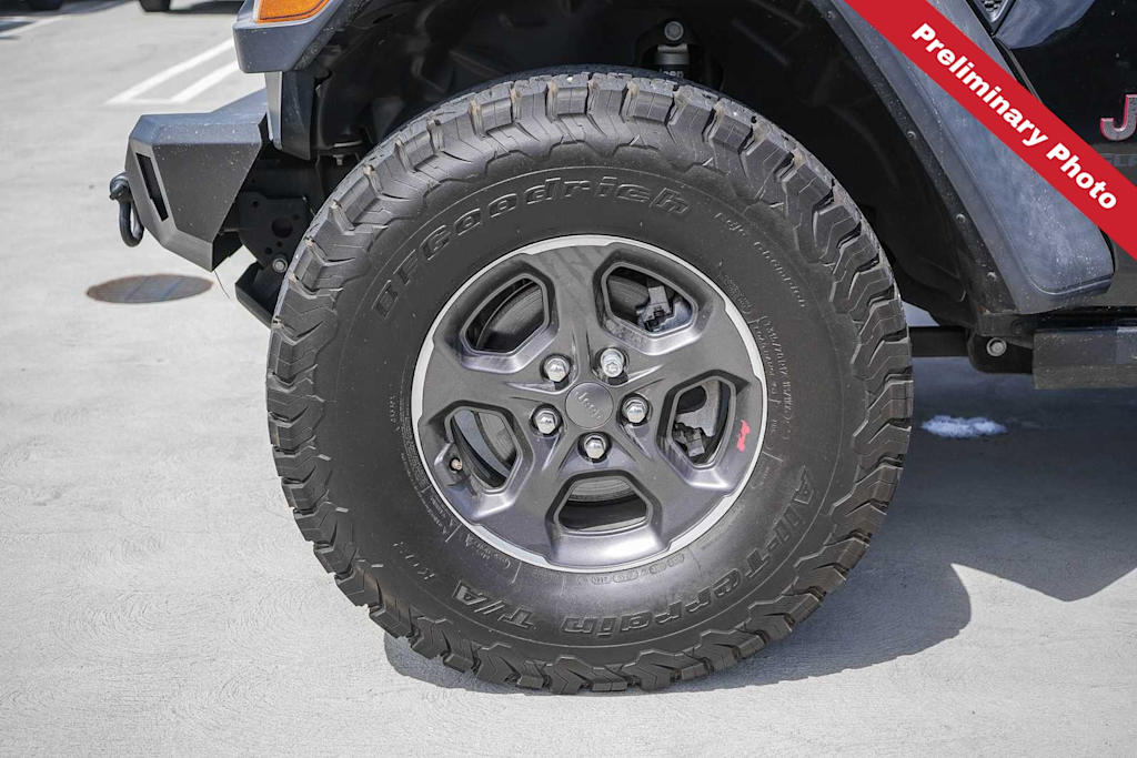 Thumbnail: 2020 Jeep Gladiator - 18