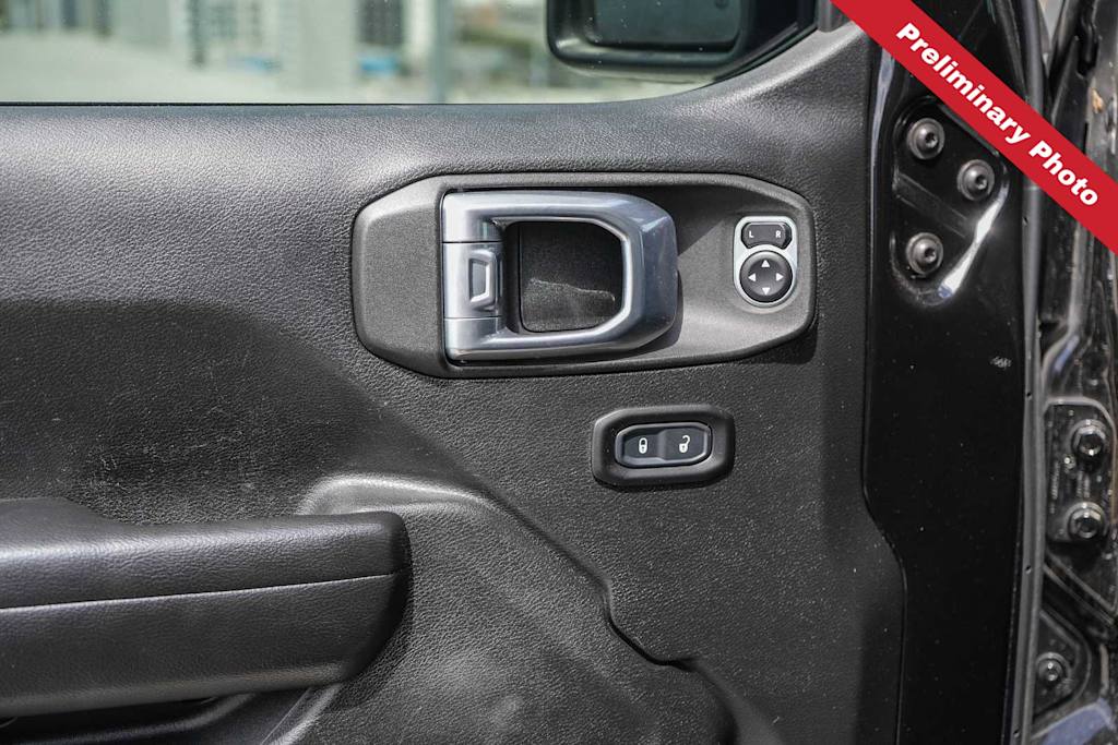Thumbnail: 2020 Jeep Gladiator - 19