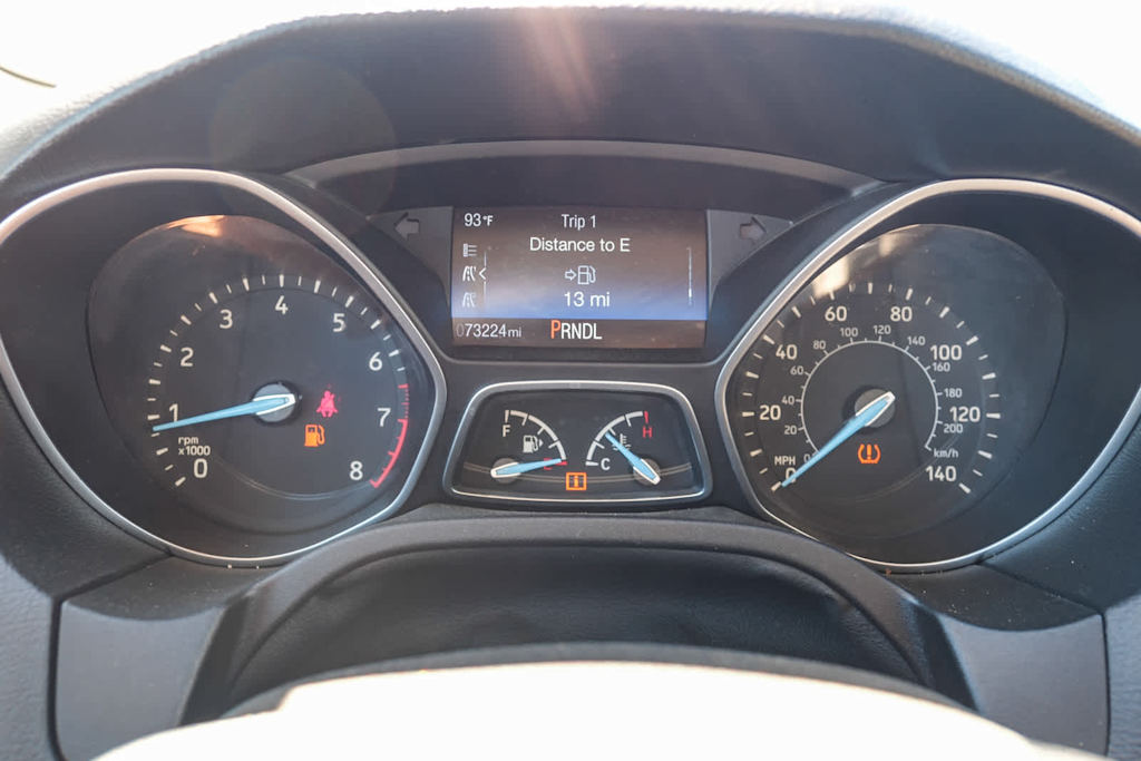 Thumbnail: 2015 Ford Focus - 13