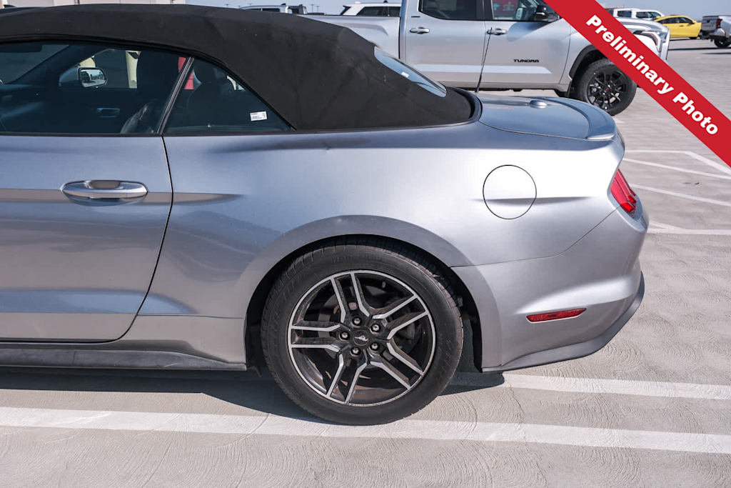 Thumbnail: 2022 Ford Mustang - 6
