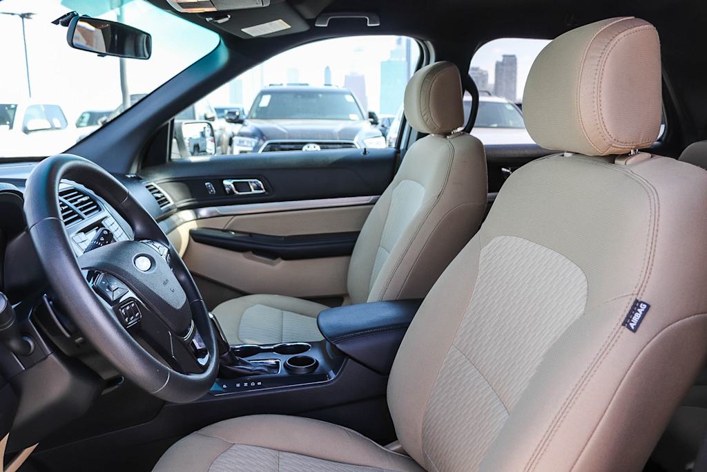 Thumbnail: 2017 Ford Explorer - 10