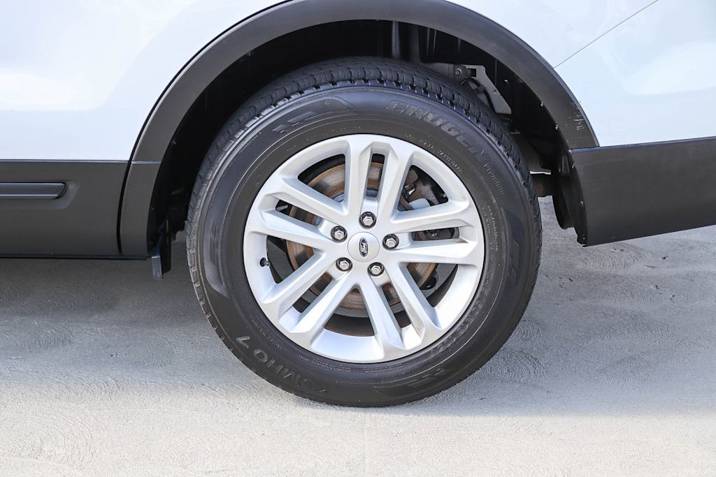 Thumbnail: 2017 Ford Explorer - 22