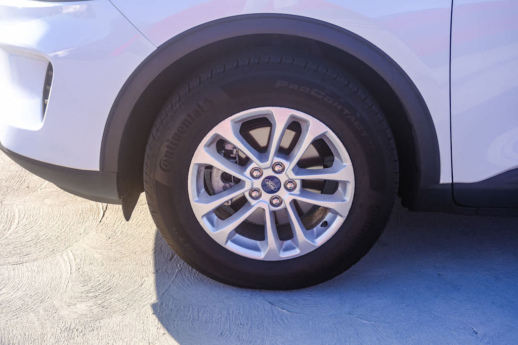 Thumbnail: 2022 Ford Escape - 17