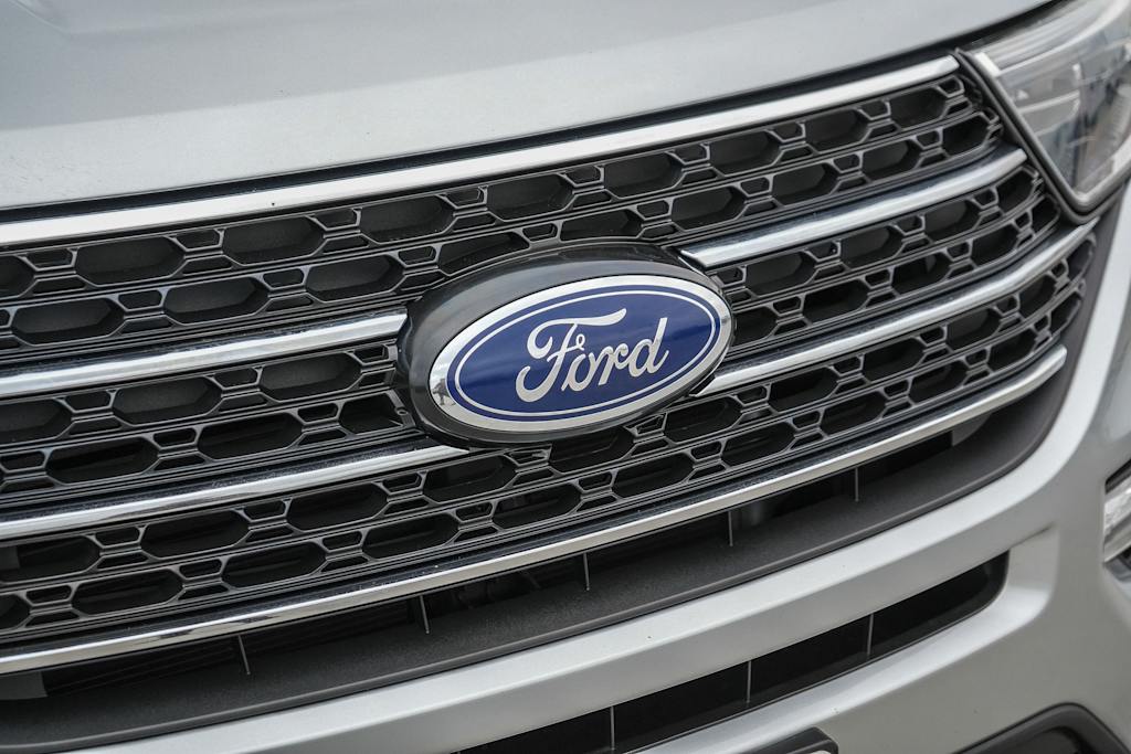 Thumbnail: 2022 Ford Explorer - 17