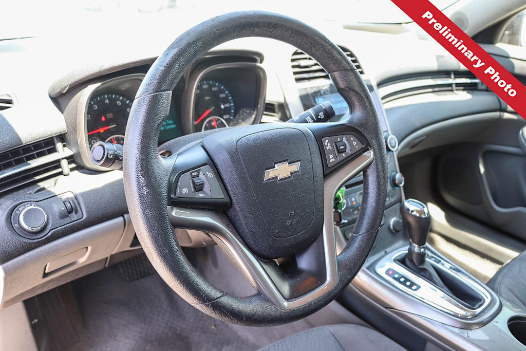 Thumbnail: 2013 Chevrolet Malibu - 2
