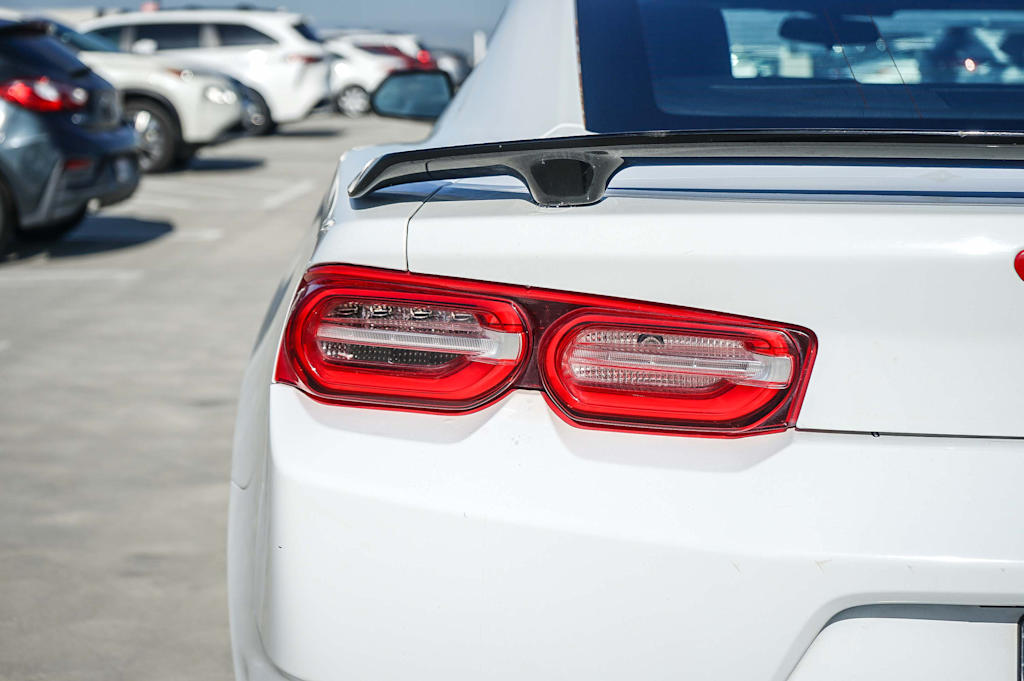Thumbnail: 2019 Chevrolet Camaro - 18