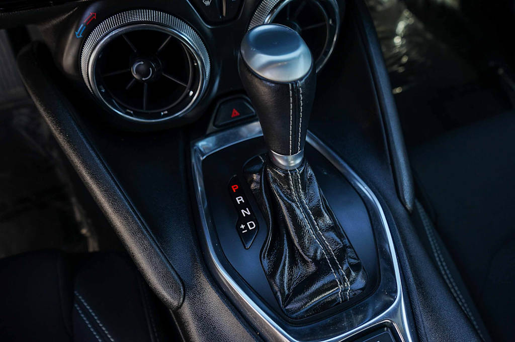 Thumbnail: 2019 Chevrolet Camaro - 12