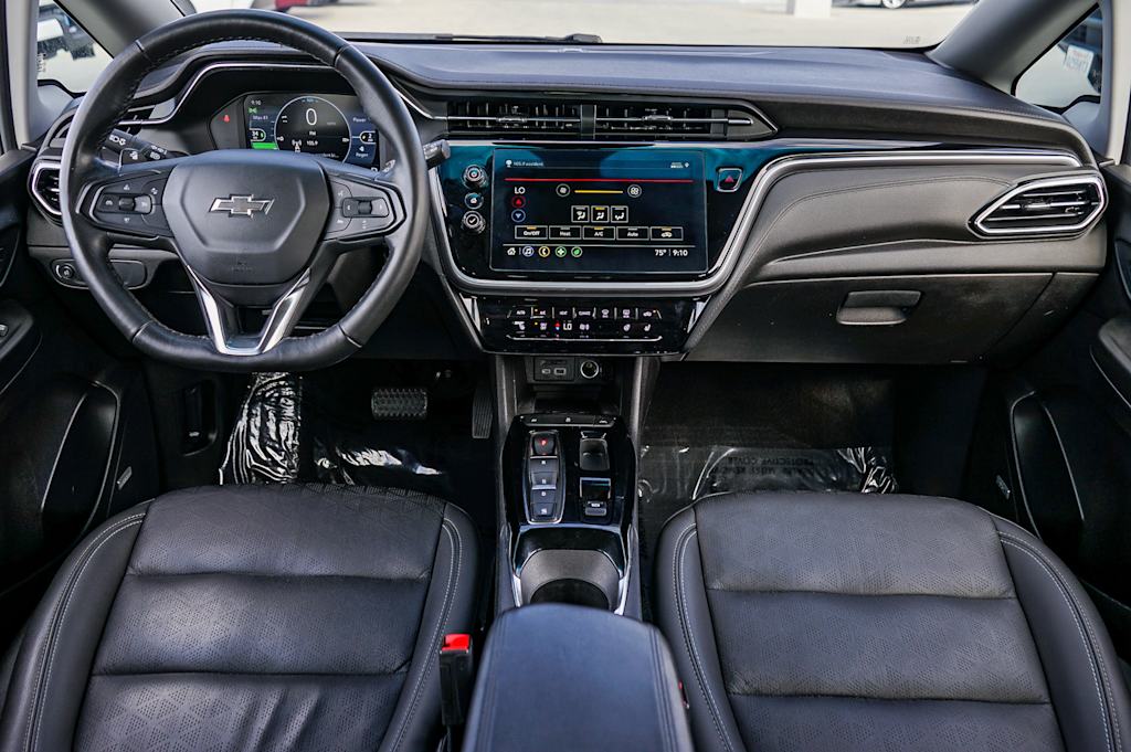 Thumbnail: 2023 Chevrolet Bolt EV - 2