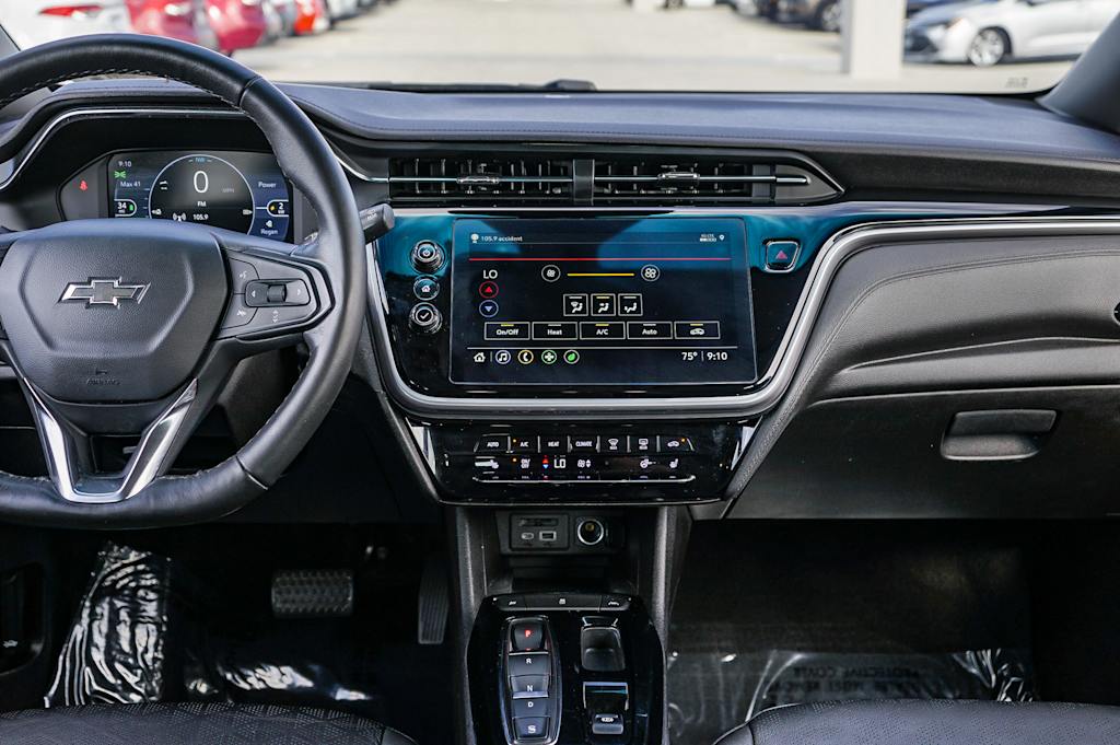 Thumbnail: 2023 Chevrolet Bolt EV - 9