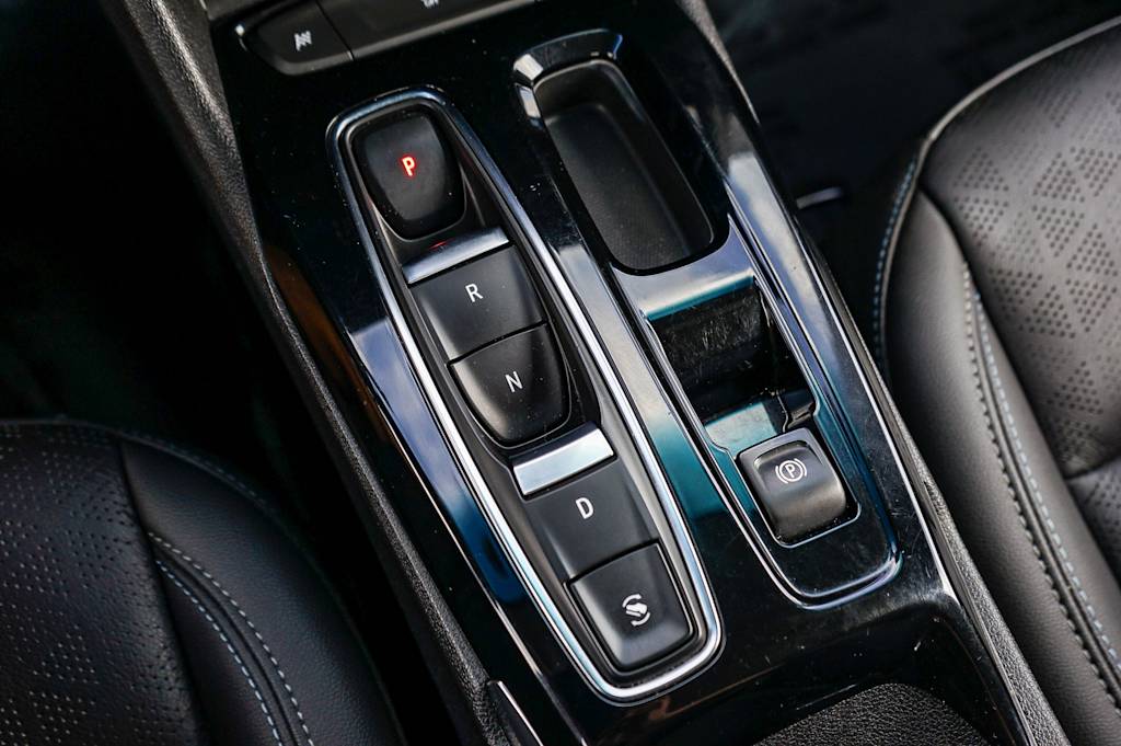 Thumbnail: 2023 Chevrolet Bolt EV - 15