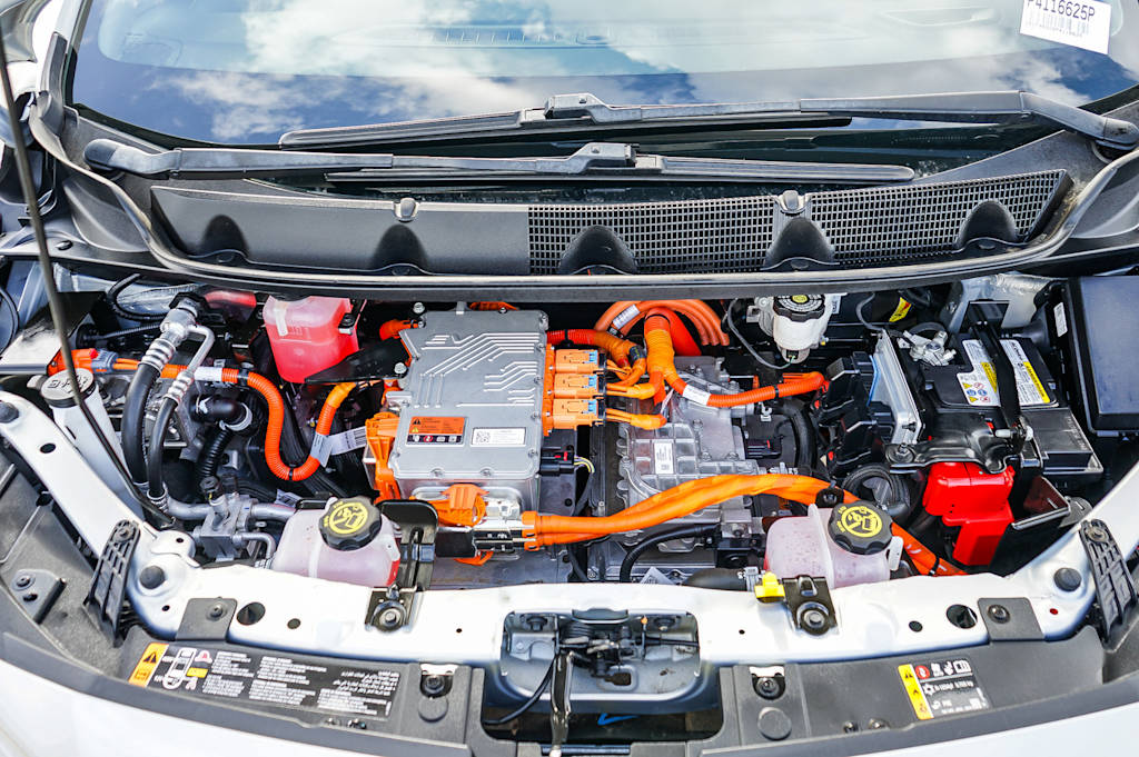 Thumbnail: 2023 Chevrolet Bolt EV - 8