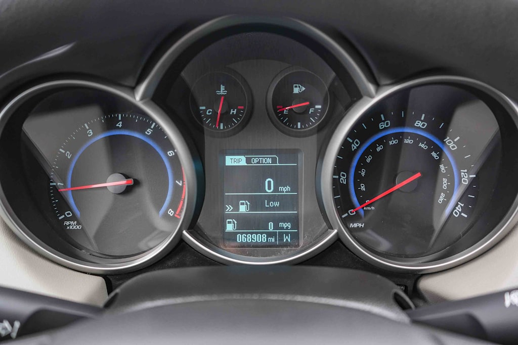 Thumbnail: 2016 Chevrolet Cruze - 14