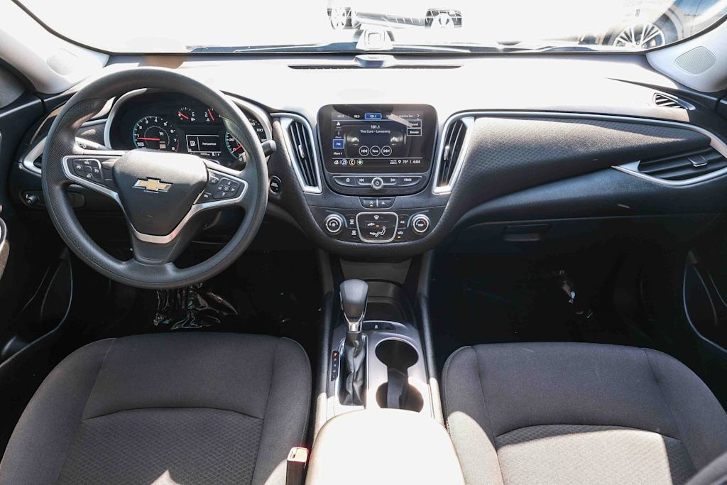 Thumbnail: 2022 Chevrolet Malibu - 2