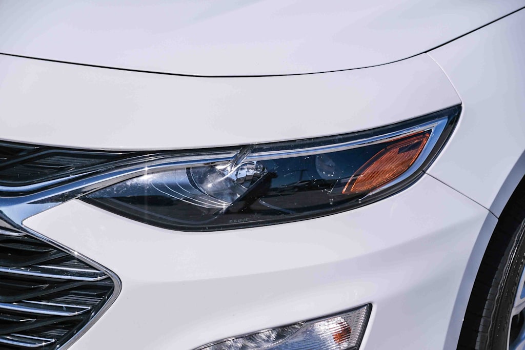 Thumbnail: 2022 Chevrolet Malibu - 21