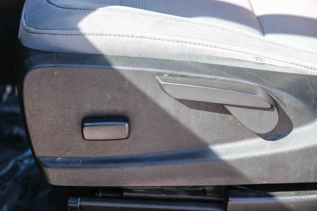 Thumbnail: 2020 Chevrolet Colorado - 27