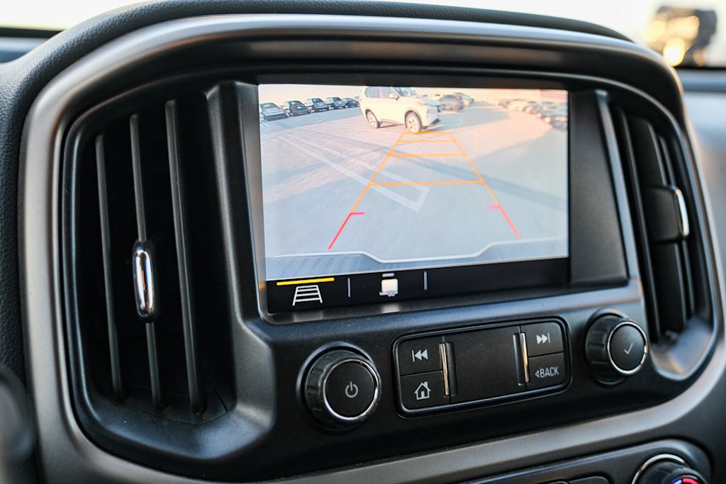 Thumbnail: 2021 Chevrolet Colorado - 26