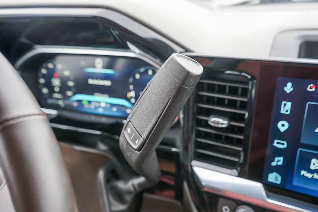 Thumbnail: 2026 Chevrolet Silverado 1500 - 12