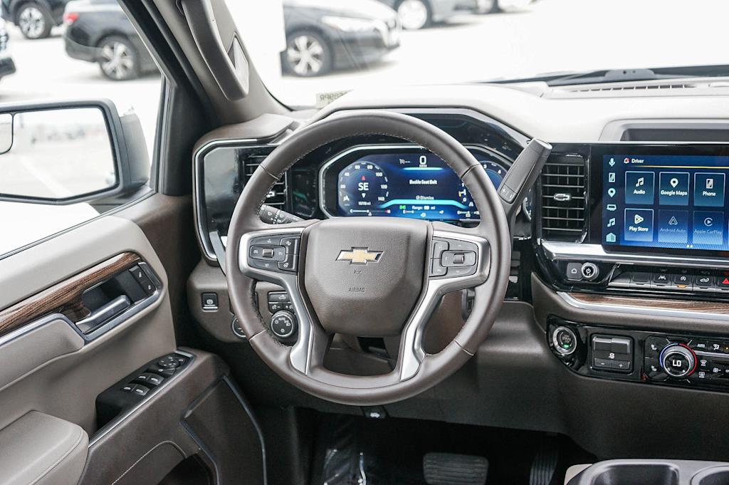 Thumbnail: 2026 Chevrolet Silverado 1500 - 8