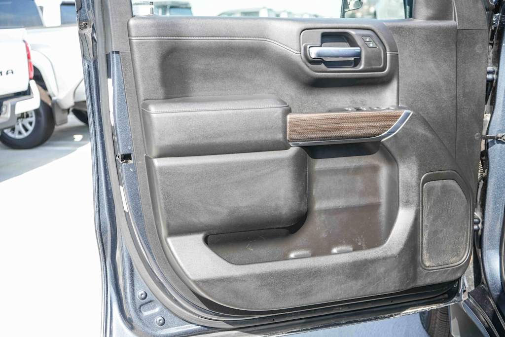 Thumbnail: 2021 Chevrolet Silverado 1500 - 24