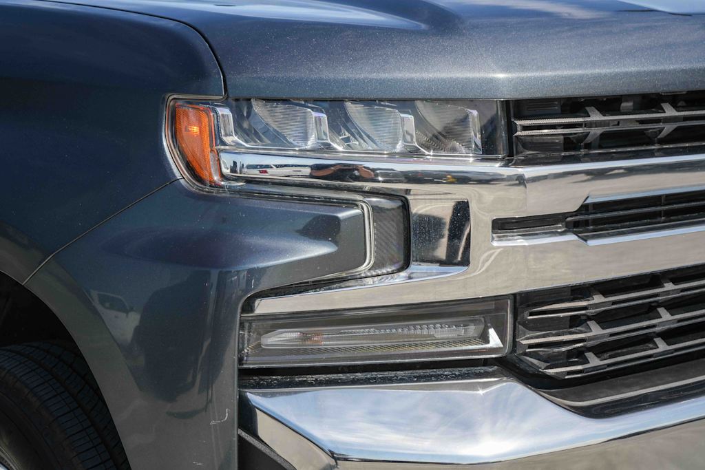 Thumbnail: 2021 Chevrolet Silverado 1500 - 17