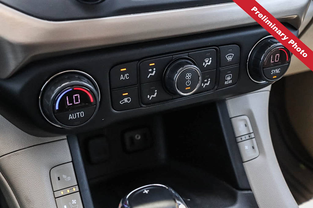 Thumbnail: 2019 GMC Acadia - 21