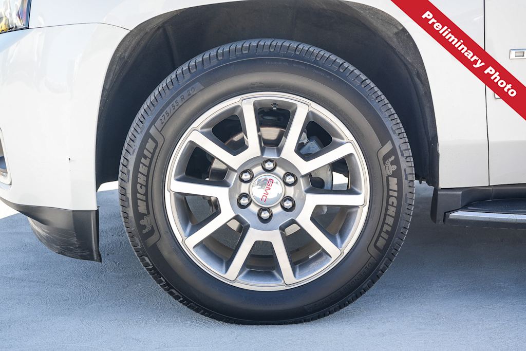 Thumbnail: 2019 GMC Yukon XL - 17