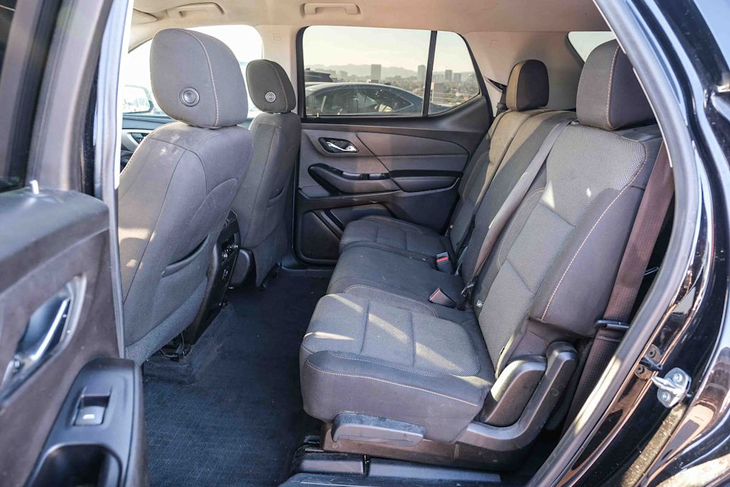 Thumbnail: 2020 Chevrolet Traverse - 9