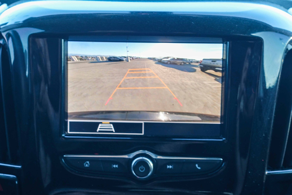 Thumbnail: 2020 Chevrolet Traverse - 26