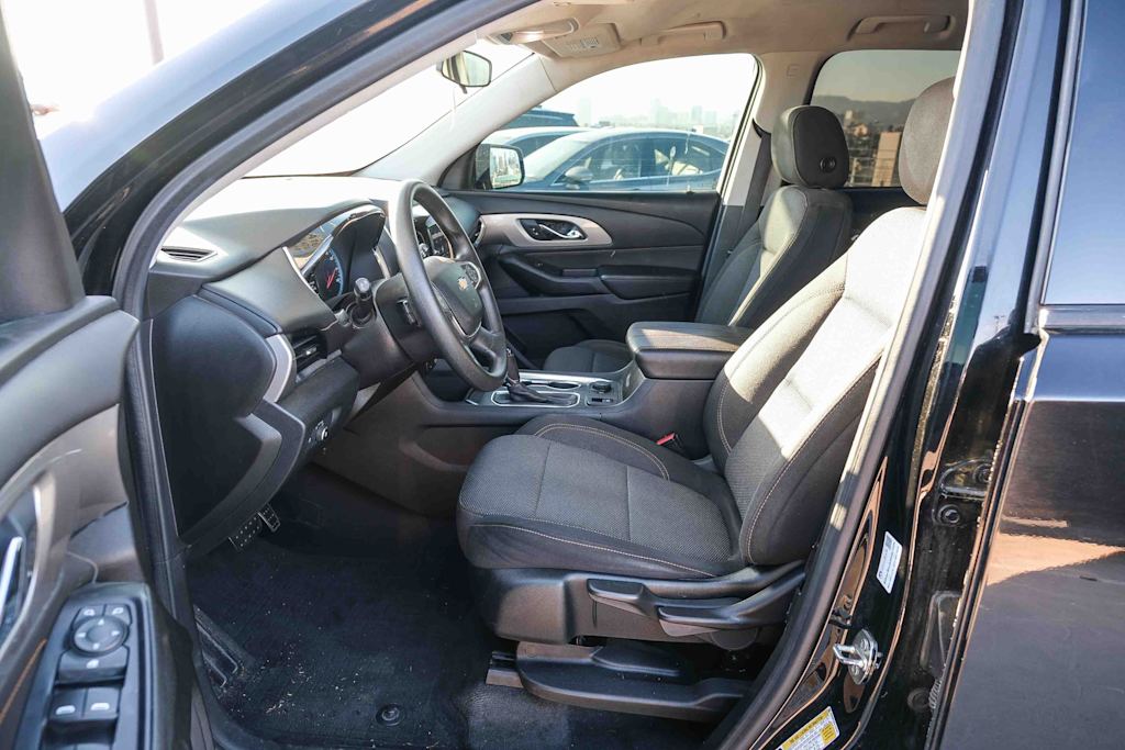 Thumbnail: 2020 Chevrolet Traverse - 8