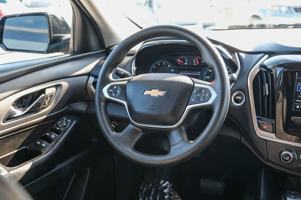 Thumbnail: 2020 Chevrolet Traverse - 8