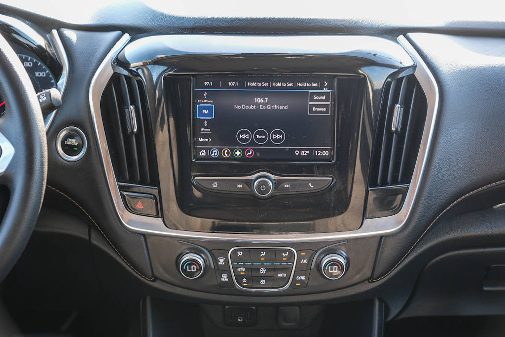 Thumbnail: 2020 Chevrolet Traverse - 12