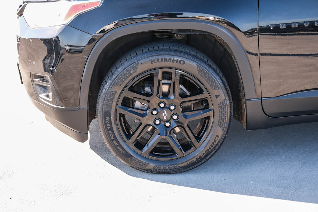 Thumbnail: 2020 Chevrolet Traverse - 19
