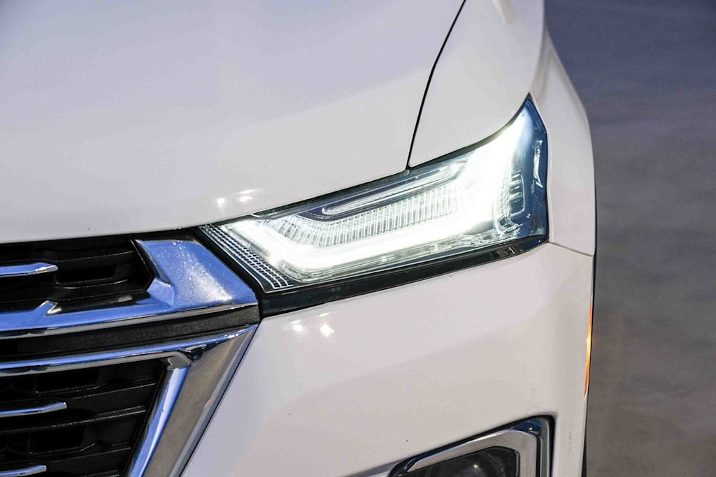 Thumbnail: 2023 Chevrolet Traverse - 22