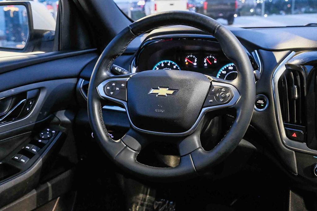 Thumbnail: 2023 Chevrolet Traverse - 9